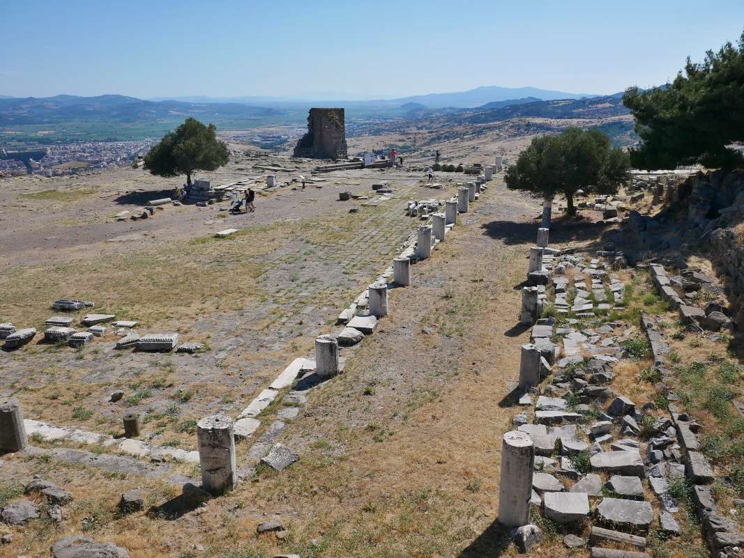 Akropola Pergamonu - chrám Atény, 3. st. pred n.l.