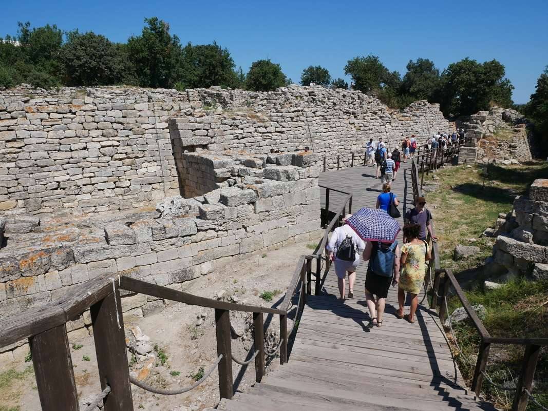 Trója