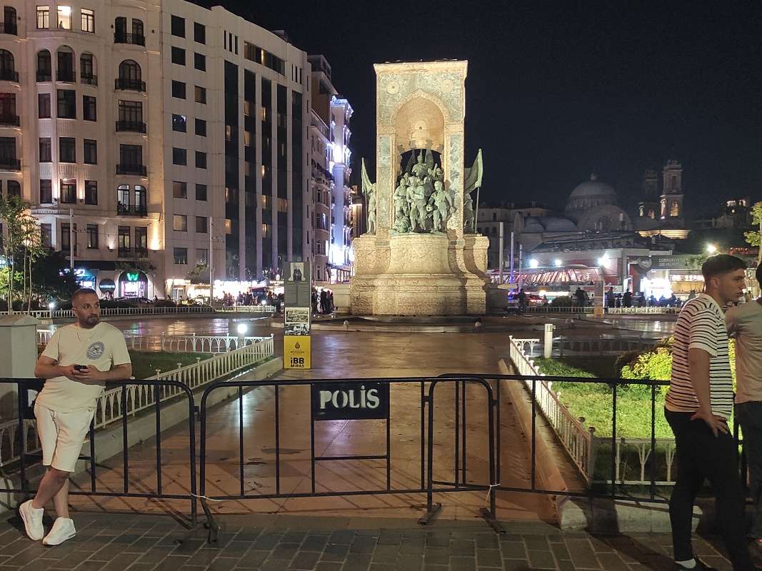 Taksim Meydan (námestie Taksim)
