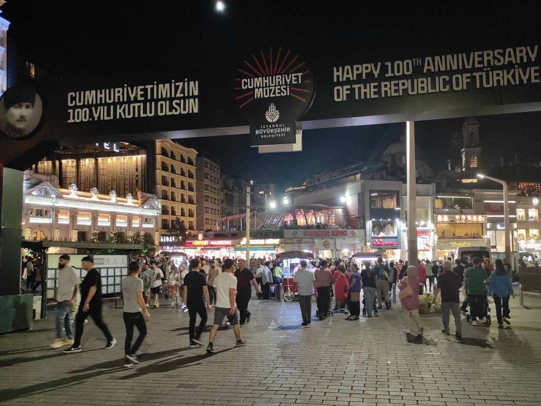 Taksim Meydan (námestie Taksim)