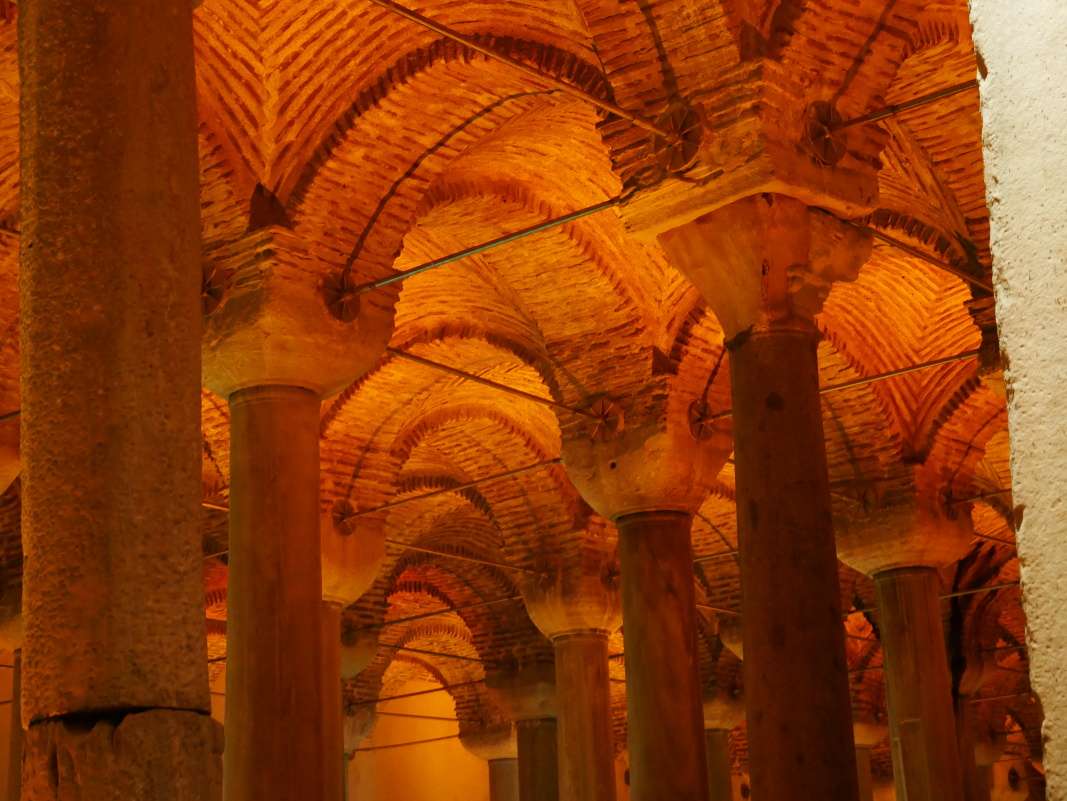 Bazilika Cisterna