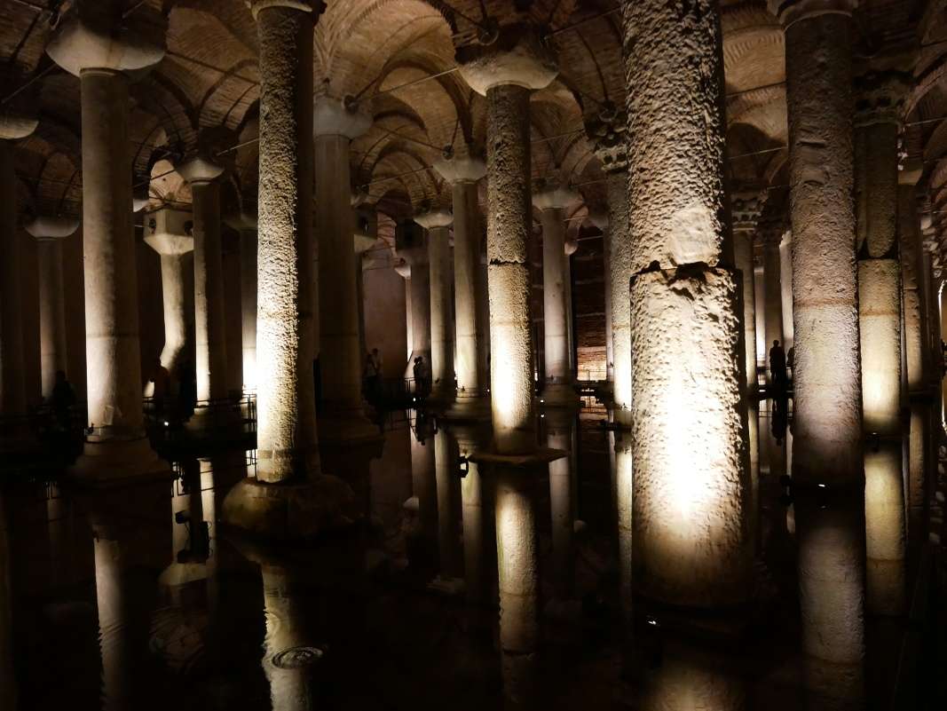 Bazilika Cisterna