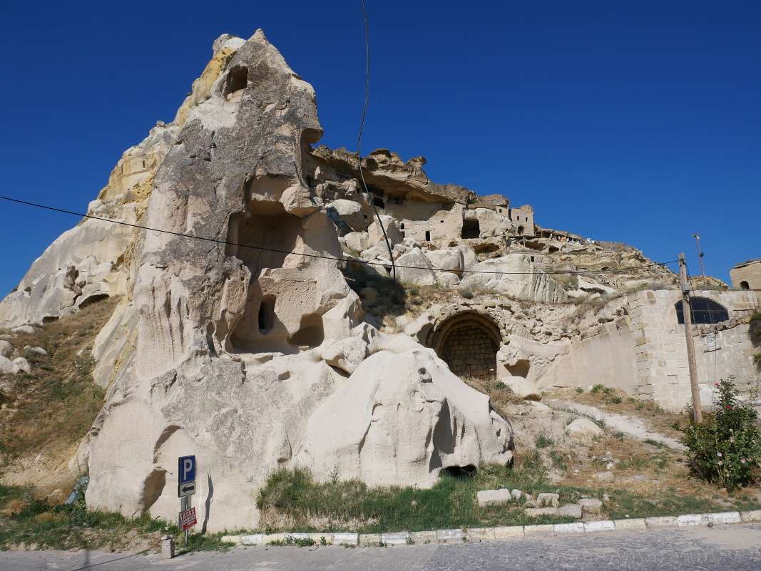 Dedinka Çavuşin