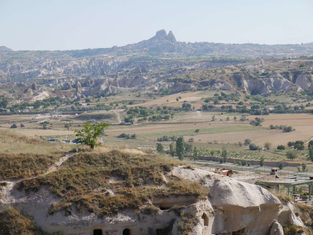 Výhľad na hrad Uçhisar Kalesi