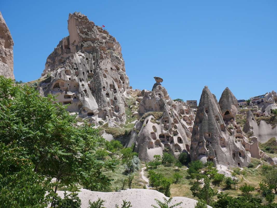 Vyhliadka na Uchisar hrad