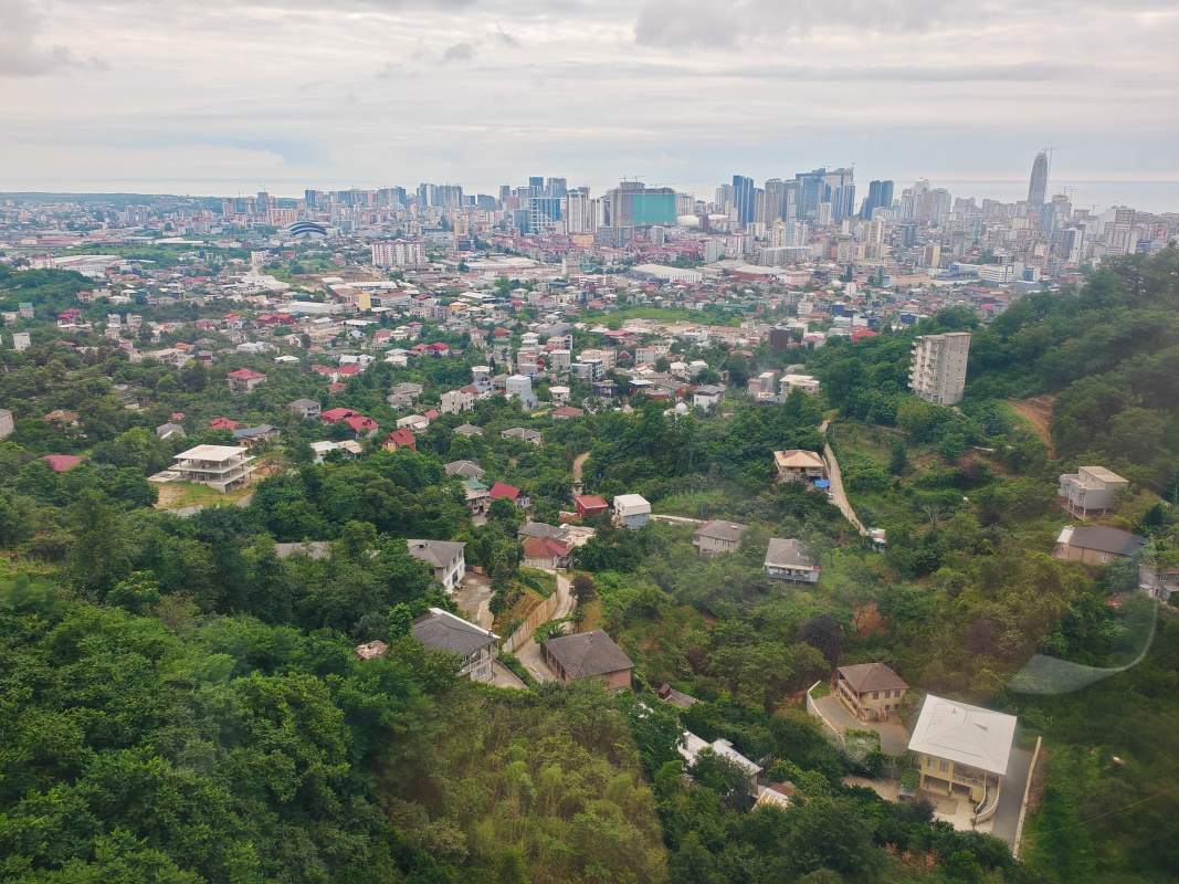 Výhľad z lanovky na Batumi