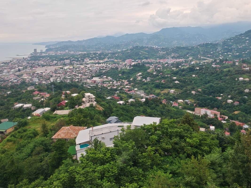 Výhľad z lanovky na Batumi