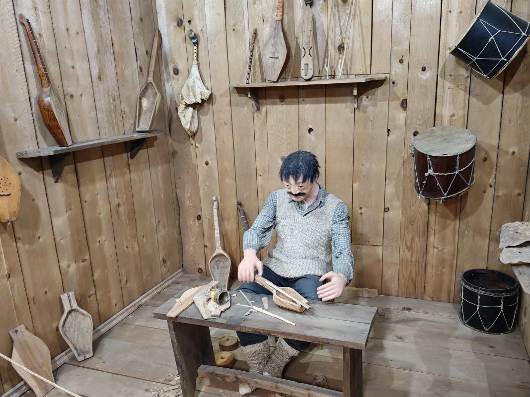 Výroba hudobných nástrojov