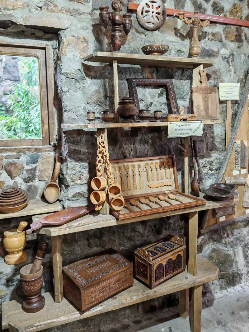 Domček so suvenírmi