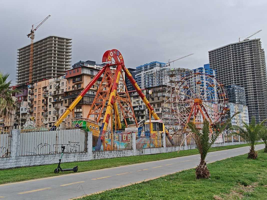 Staré vs nové - ako z mesta duchov ...