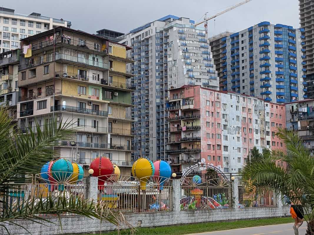 Staré vs nové - ako z mesta duchov ...