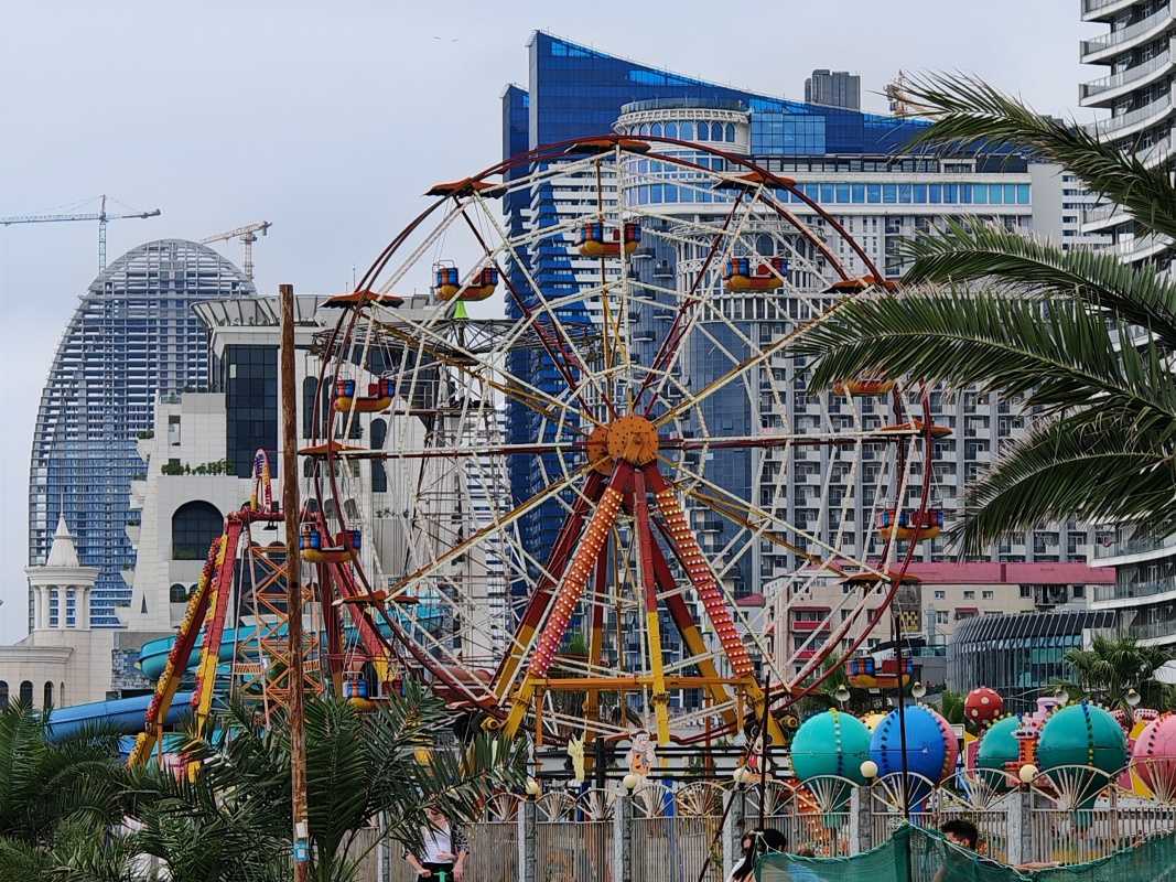 Staré vs nové - ako z mesta duchov ...