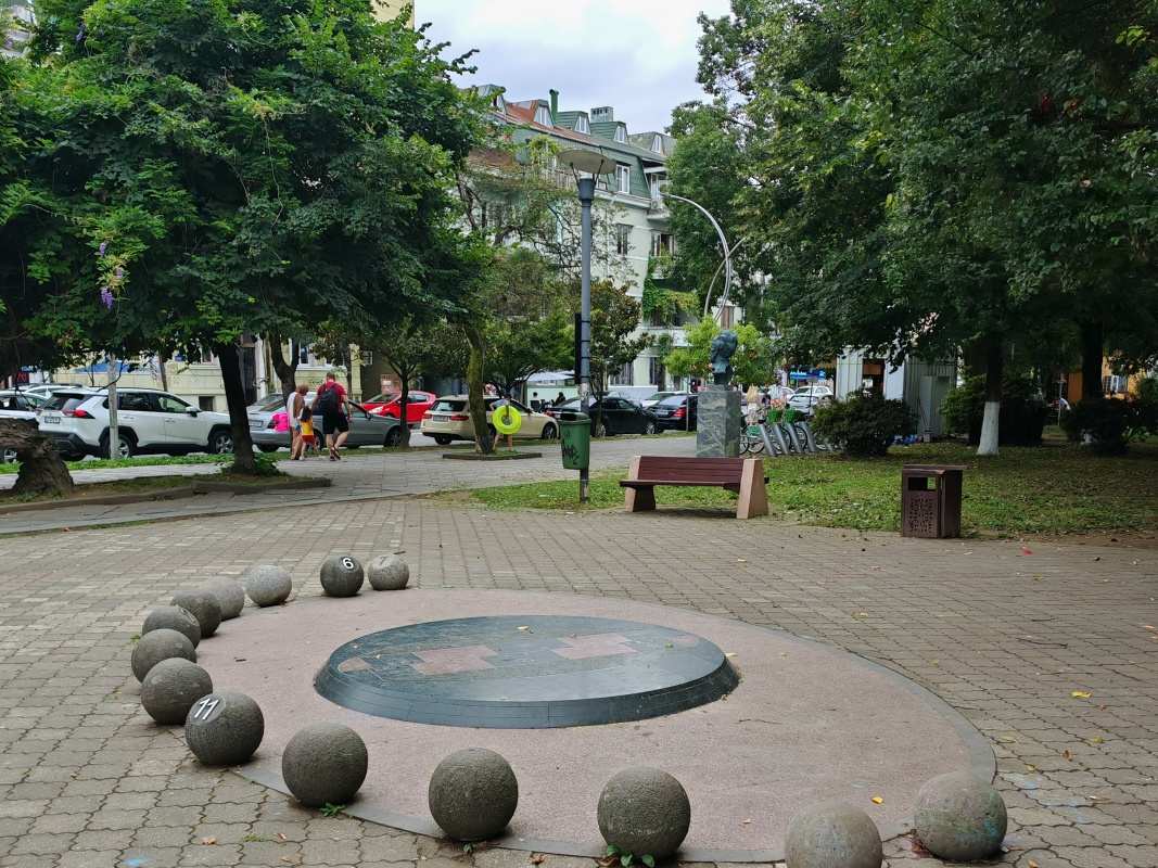 Batumi Central park pri jazere Nuri