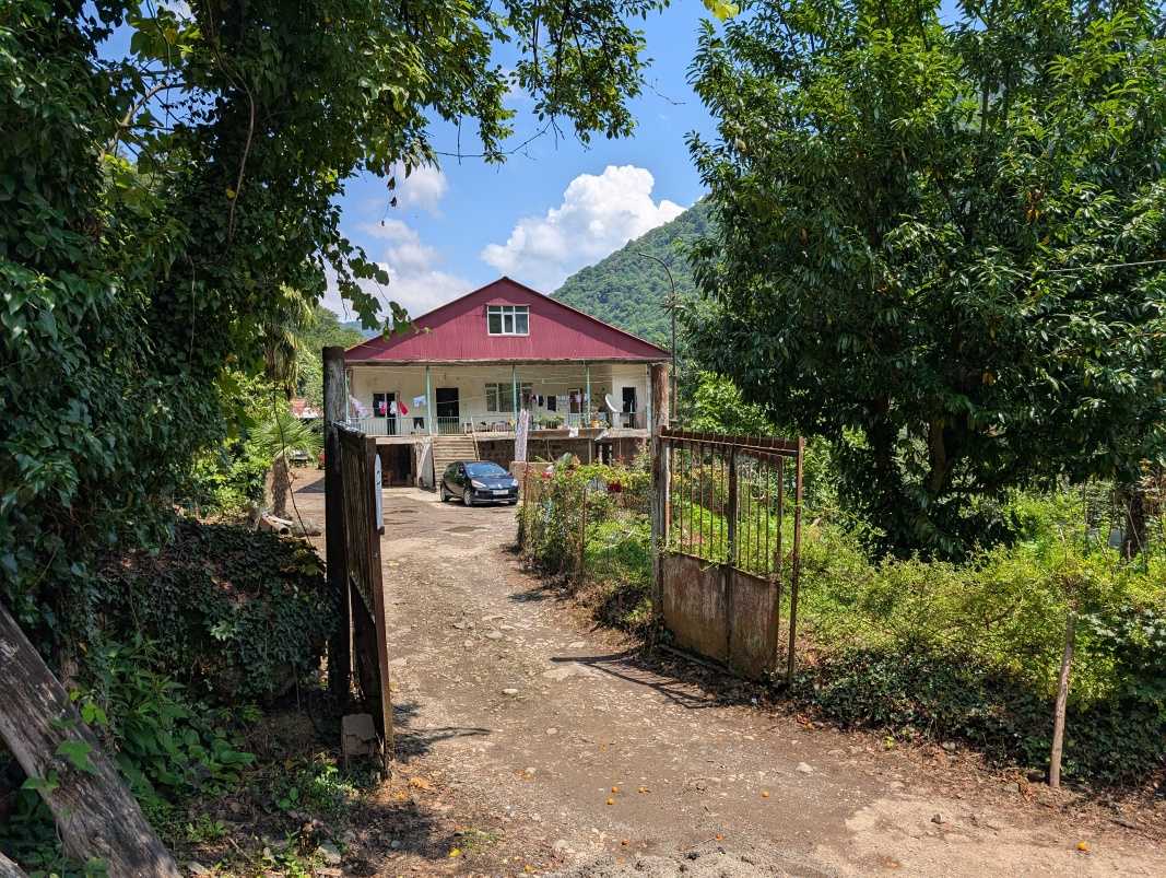 Okolie Mirveti vodopádu