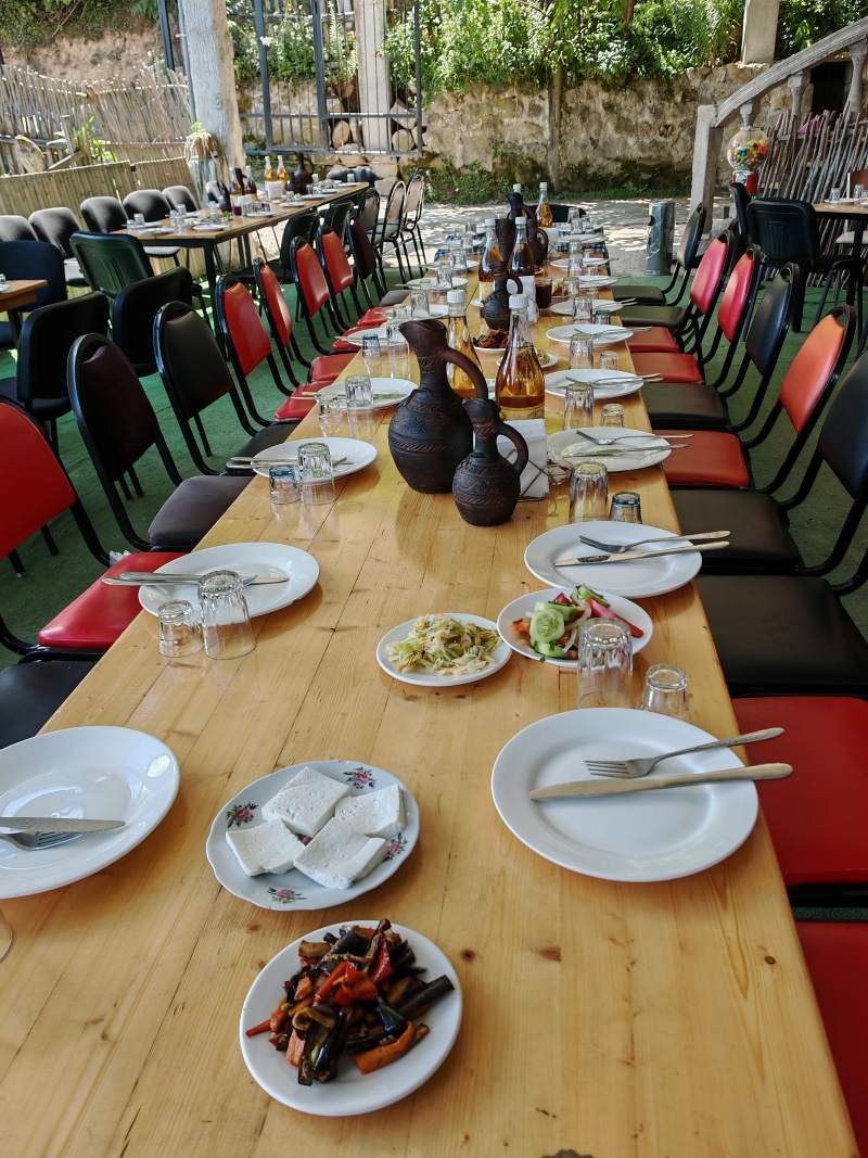 Prestreté na hostinu