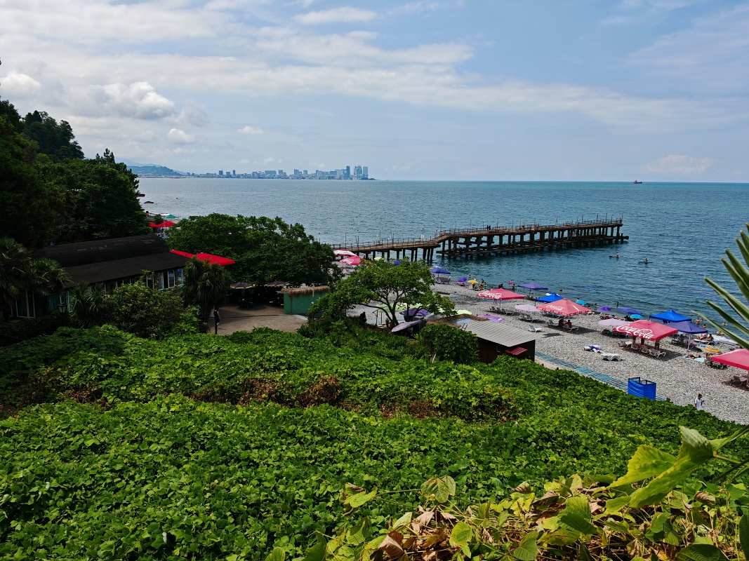 Botanická záhrada, výhľad na Batumi