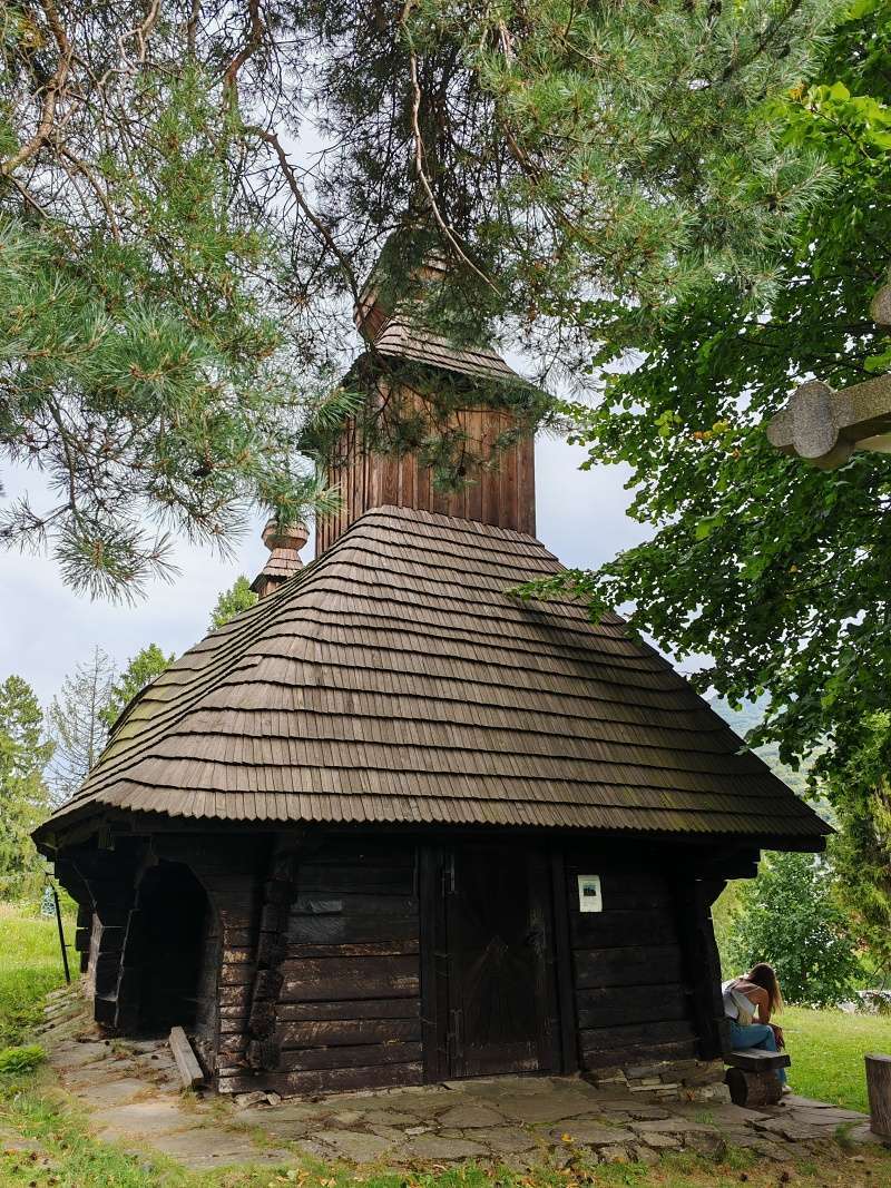 Inovce - drevený chrám sv Michala Archanjela, r. 1836