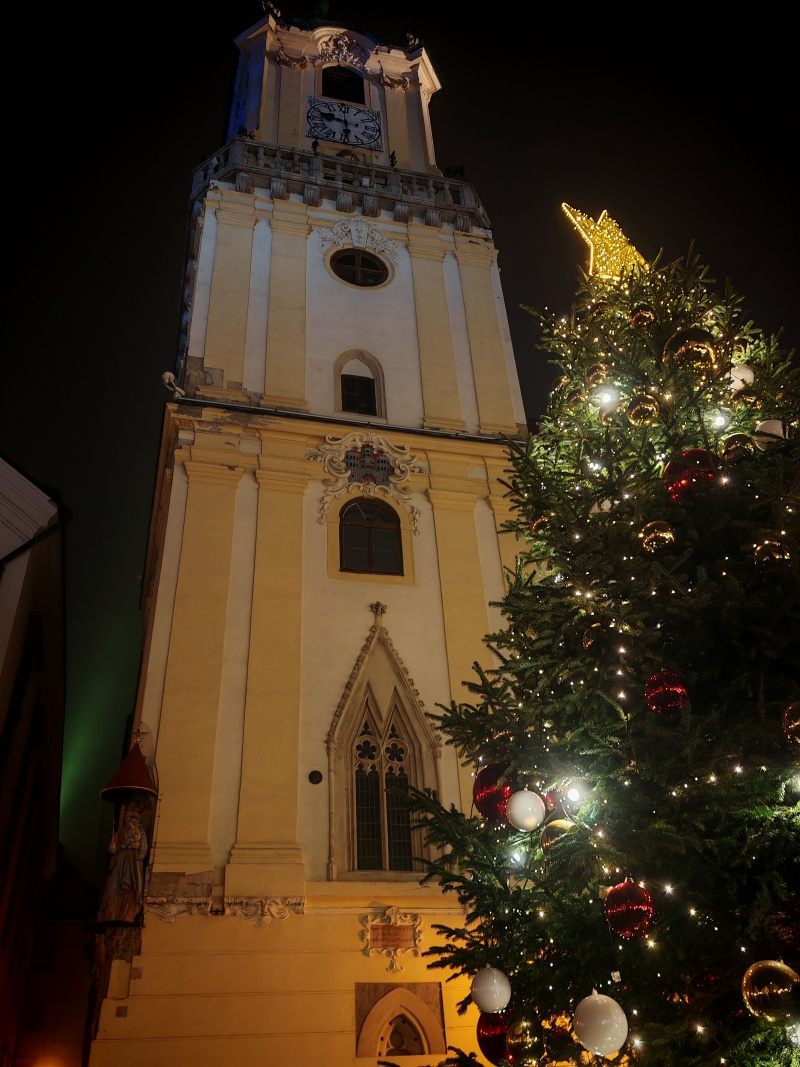 Vianočné trhy, Hlavné námestie, Stará radnica