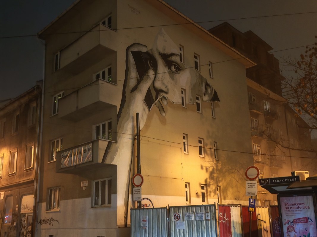 Trochu moderného umenia po ceste na električku