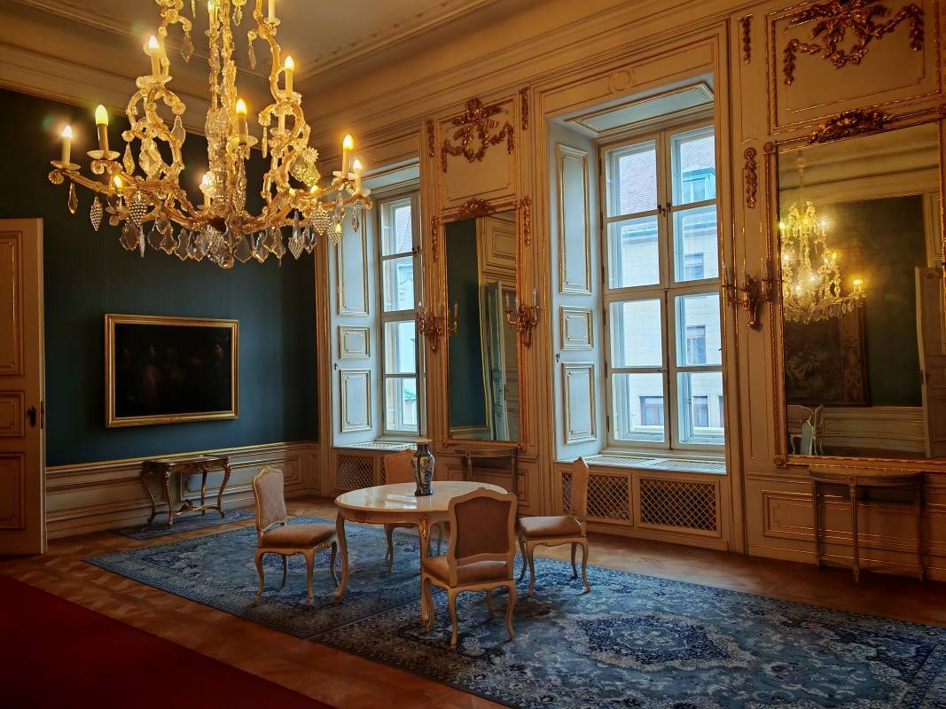 Primaciálny palác, salón