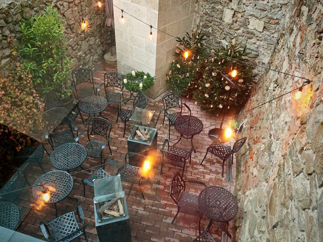 Kaviareň pod Dómom sv. Martina