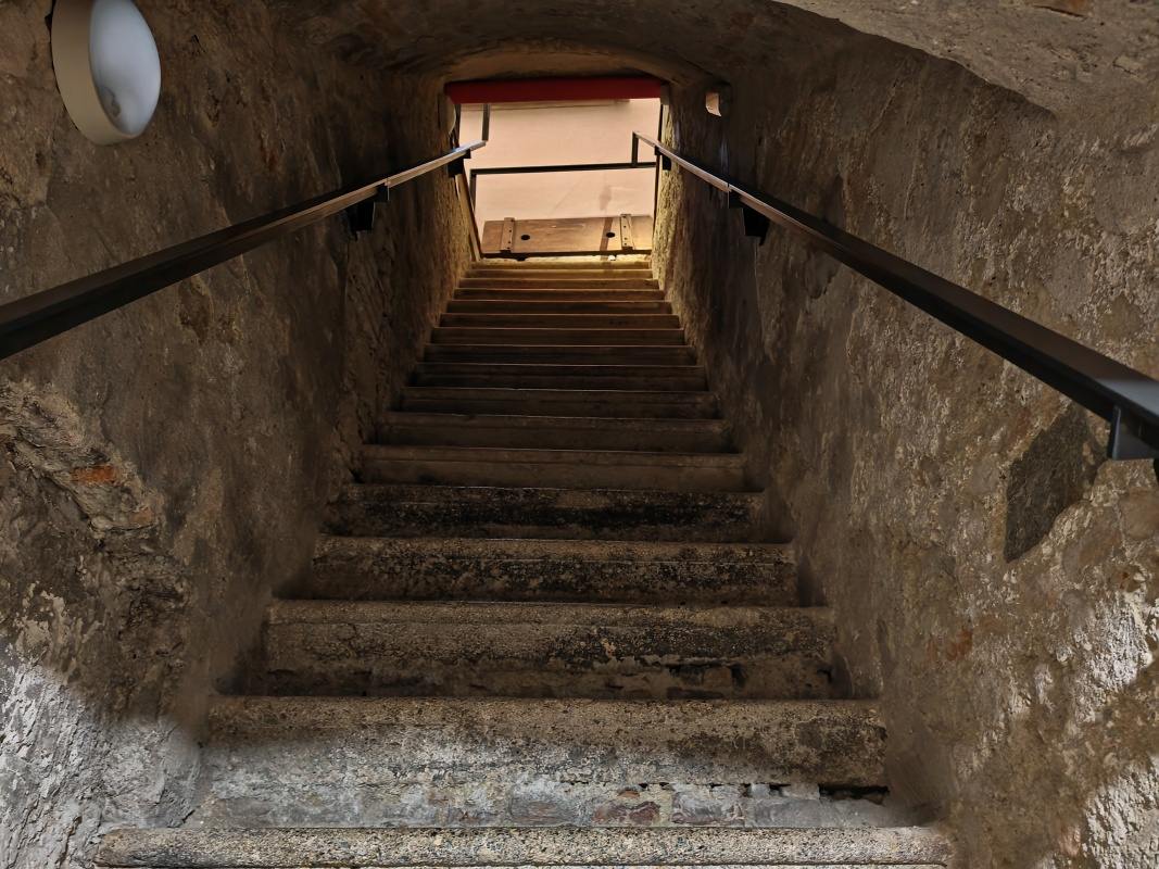 Dóm sv. Martina, opúšťame kryptu