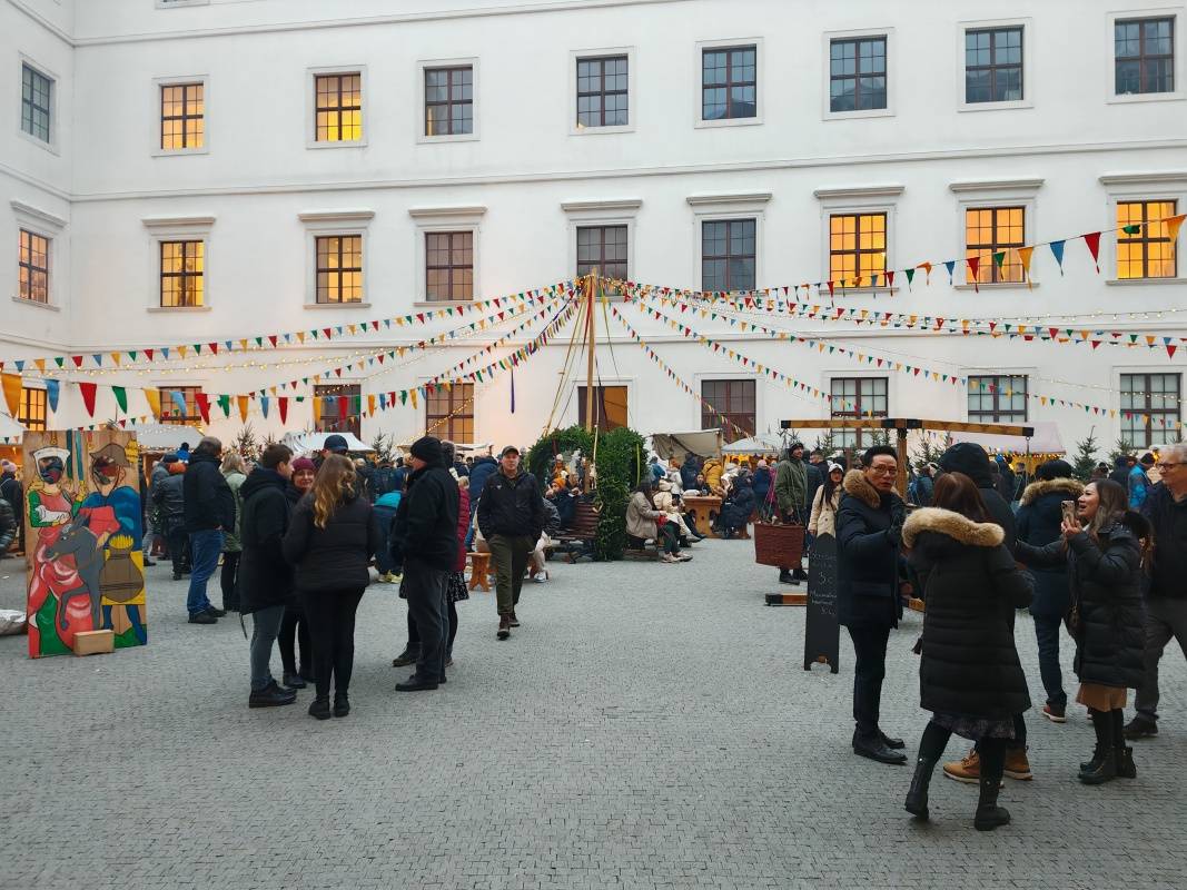 Hradné stredoveké vianočné trhy