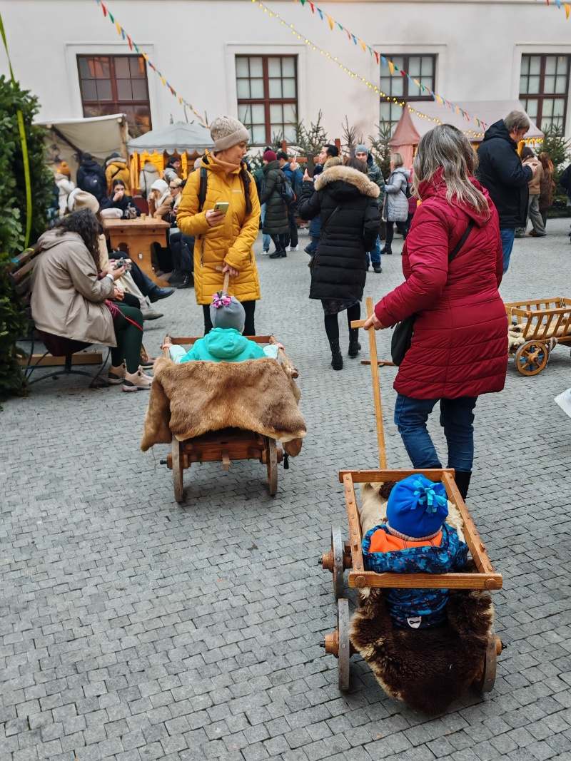Hradné stredoveké vianočné trhy
