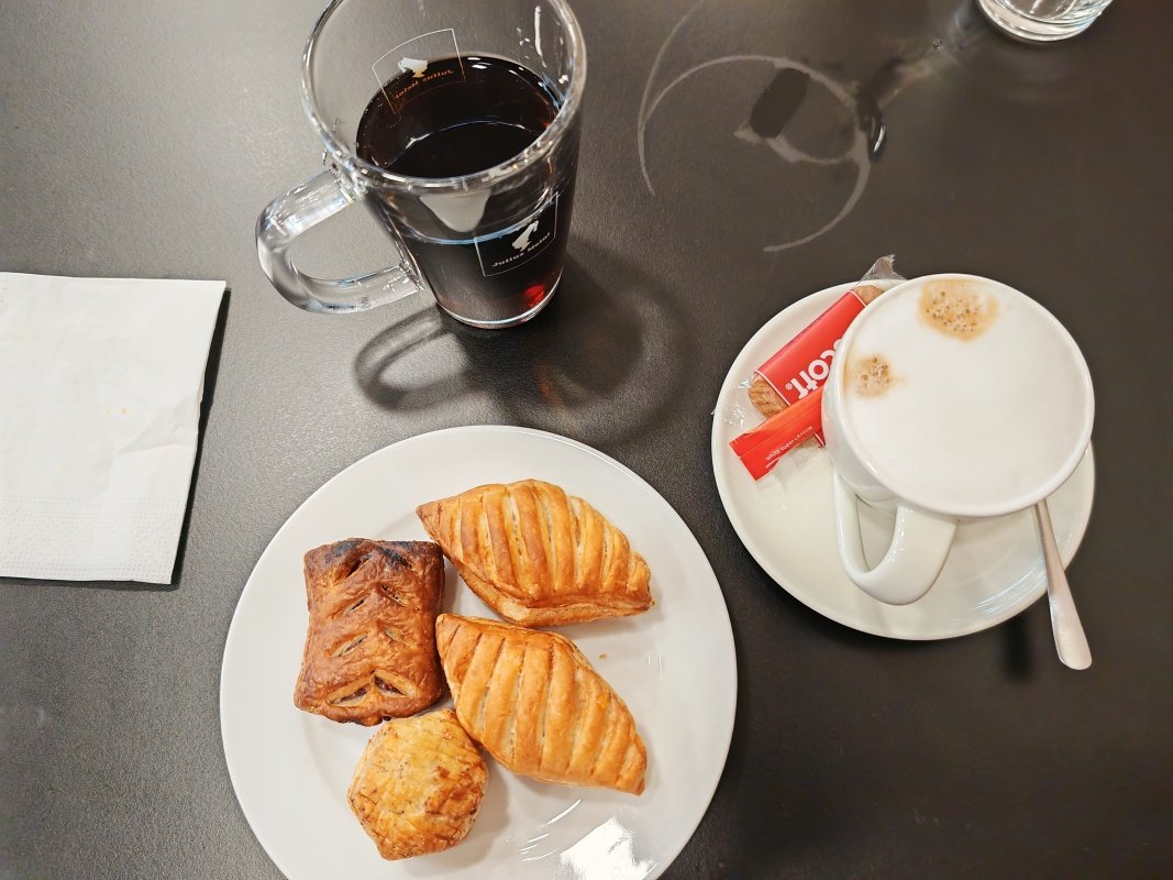 Salónik na letisku Bratislava