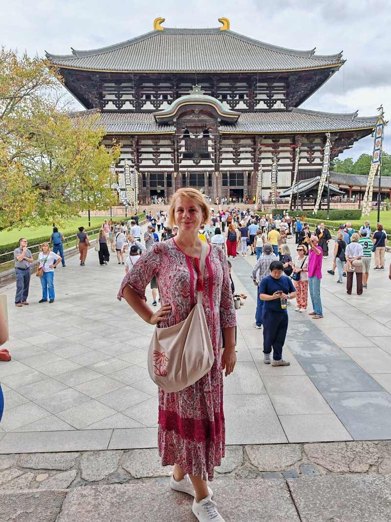 Budhistický chrám Tōdai-ji - Daibutsu-den, Veľká Budhova sála