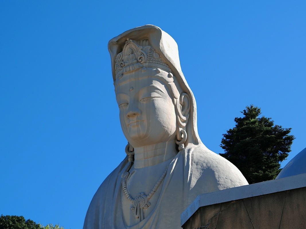 Budhistický chrám Ryozen Kannon