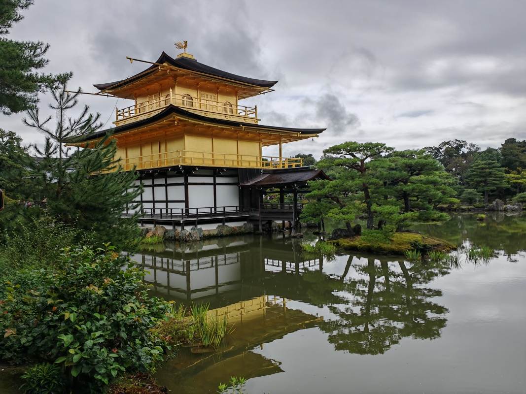 Zen-budhistický chrám Kinaku-ji, Zlatý pavilón