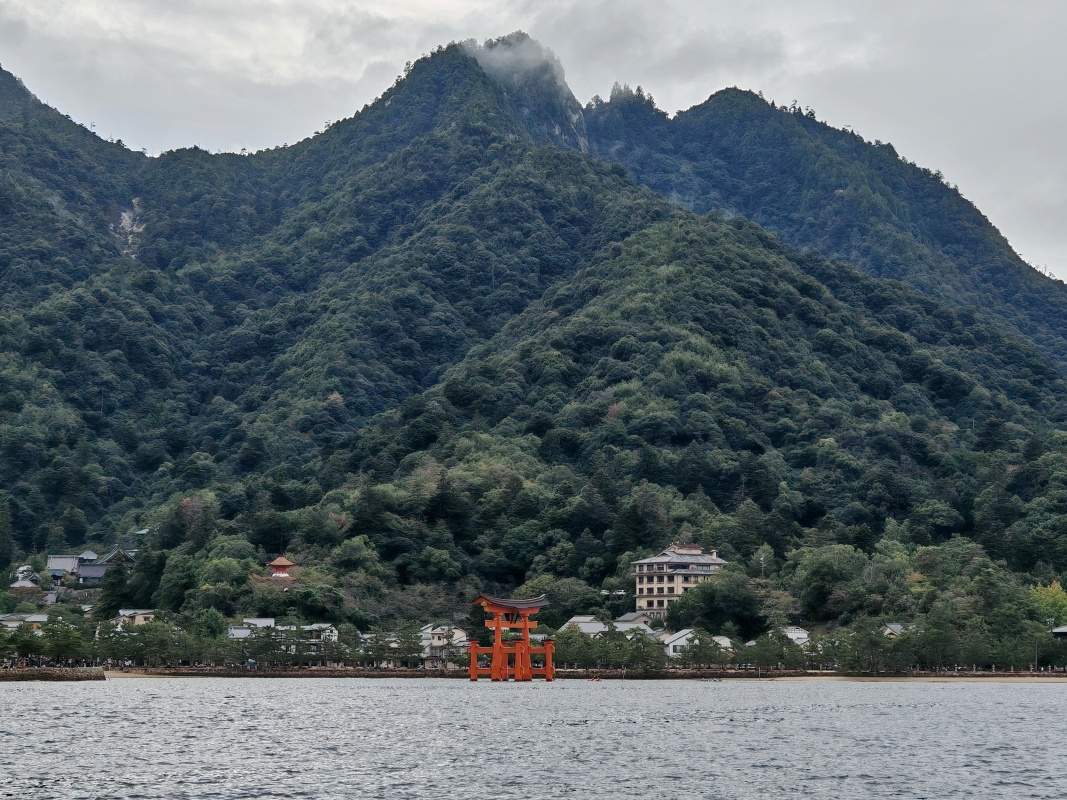 Icukušima torii
