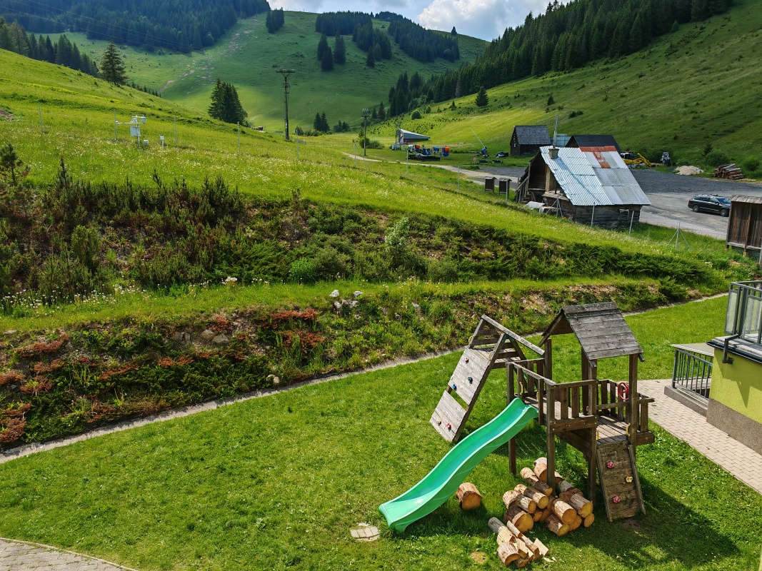 Výhľad z okna - upravené pekné ...