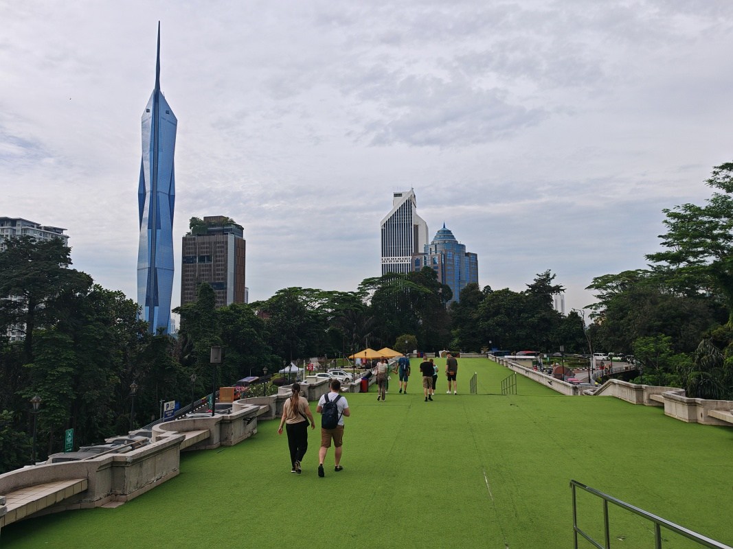 Opúšťame Menara KL Tower