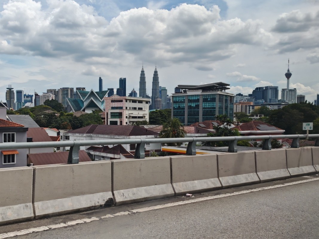 Návrat z Batu Caves do centra Kuala Lumpuru