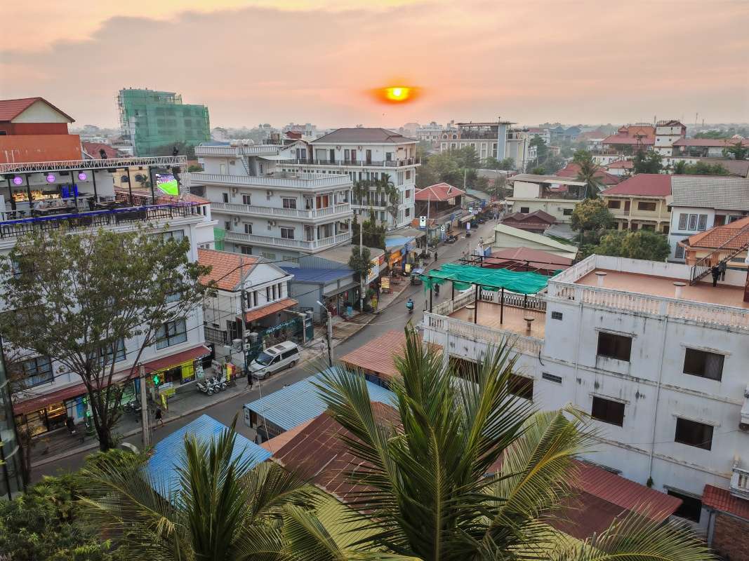 Výhľad zo strechy hotela Cheathata CTS Hotel Siem Reap