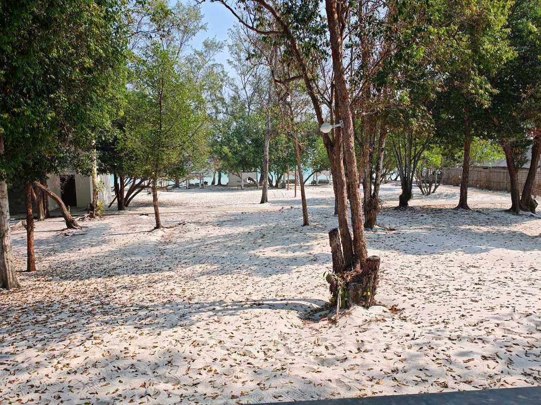 Izba Island Center Point Hotel - výhľad