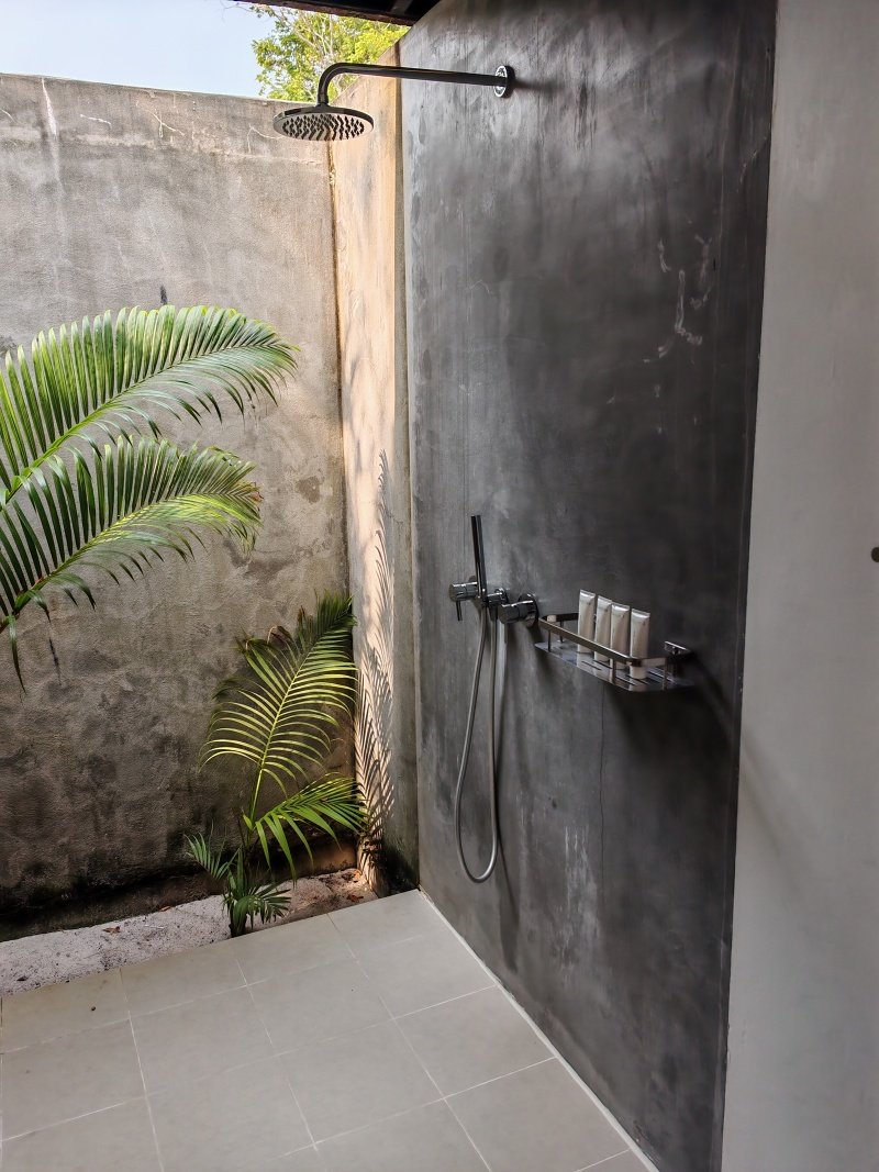 Izba Island Center Point Hotel