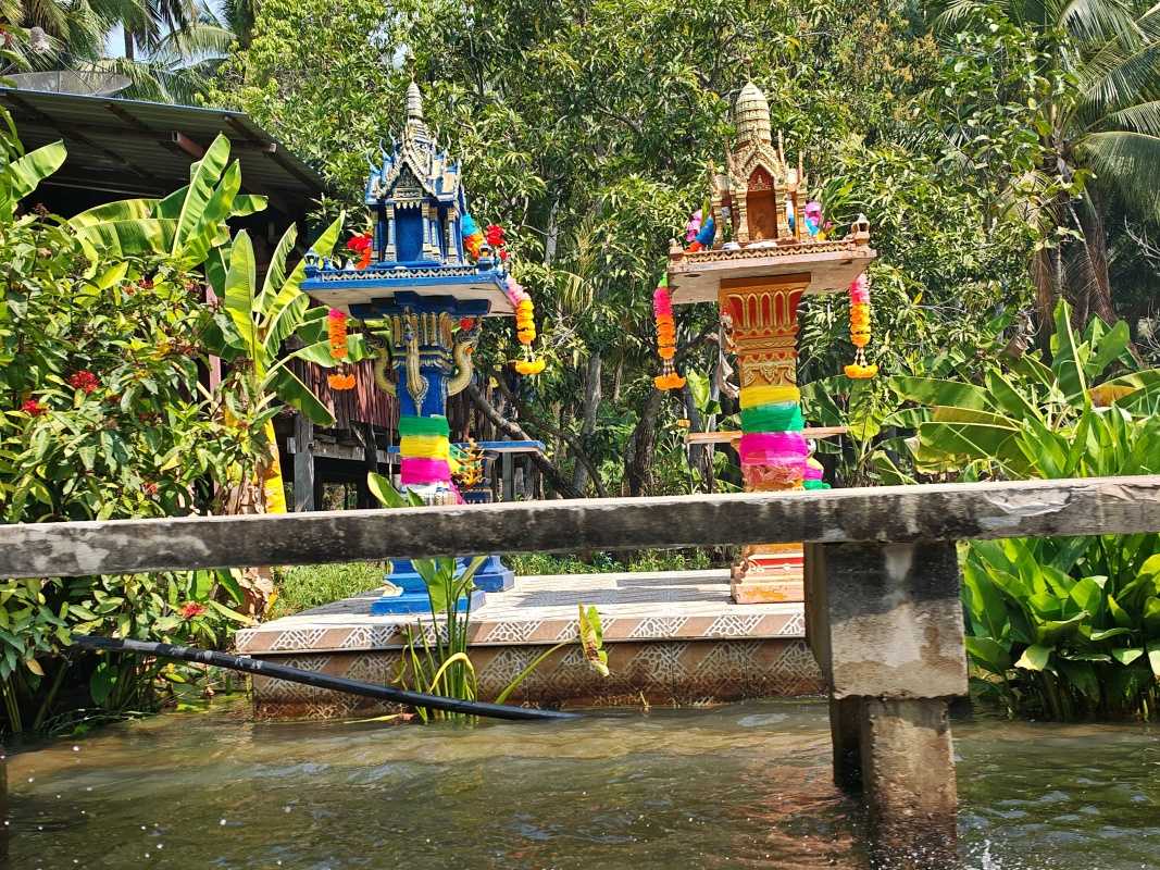 Damnoen Saduak Floating Market