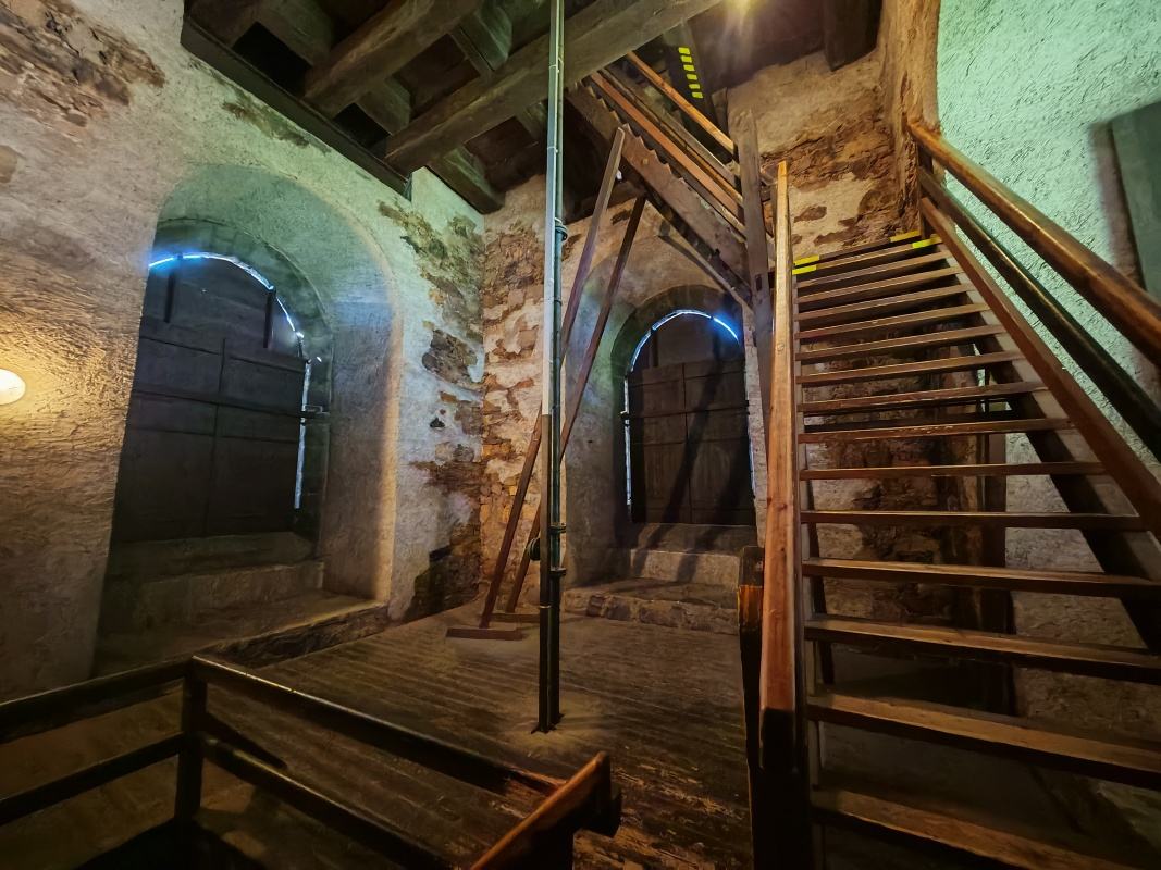 České Budějovice, Čierna veža