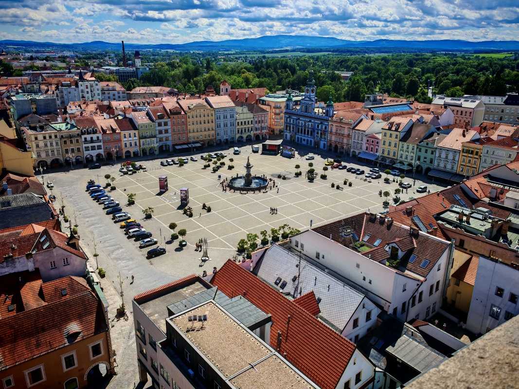České Budějovice, Čierna veža, výhľad na Námestie Přemysla Otakara II.