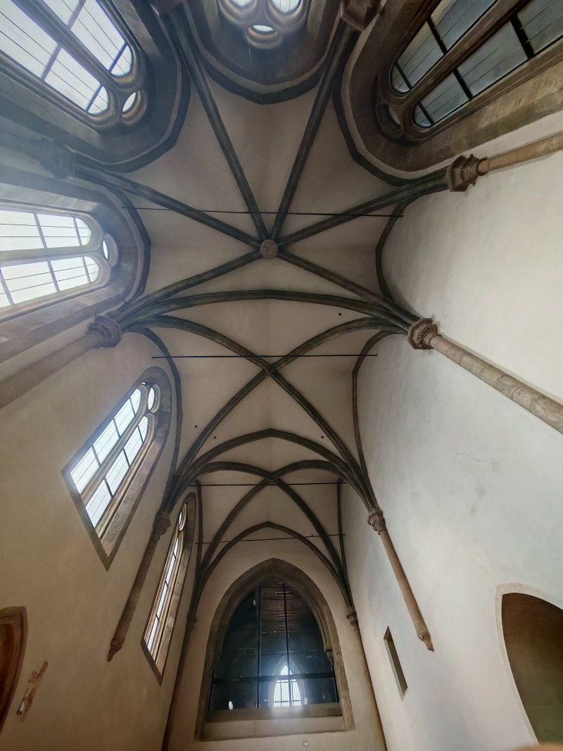 Kláštor sv. Anežky Českej, Kostol sv. Františka s hrobkou Václava I.