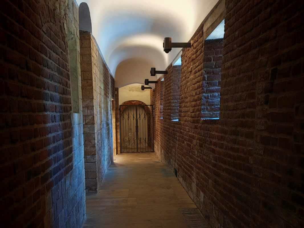 Kláštor sv. Anežky Českej, chodba z refektára