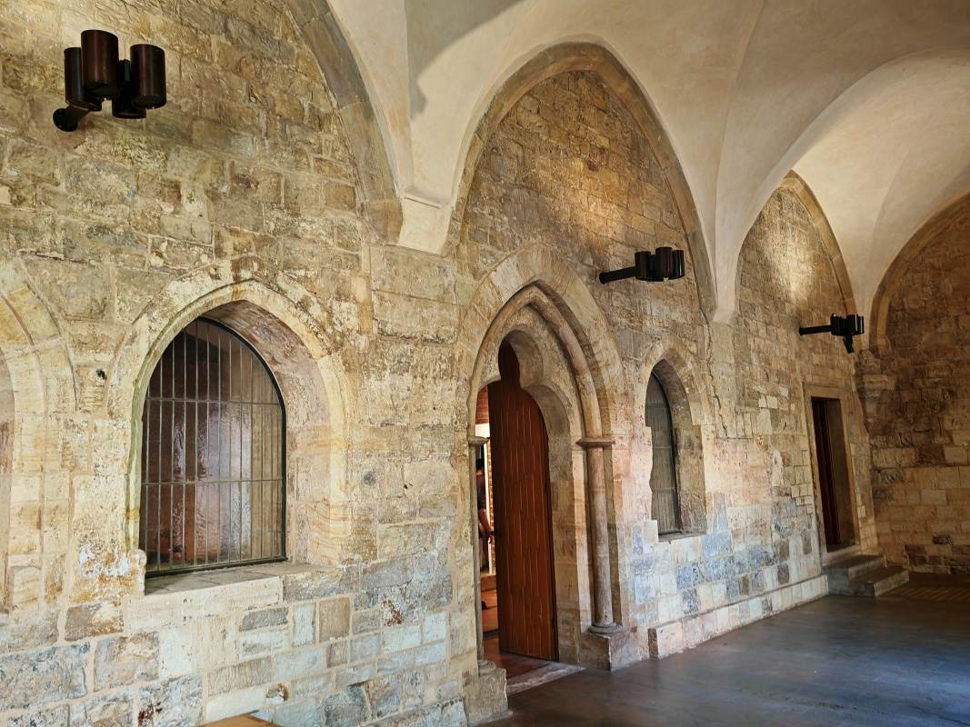 Kláštor sv. Anežky Českej, kláštor klarisiek