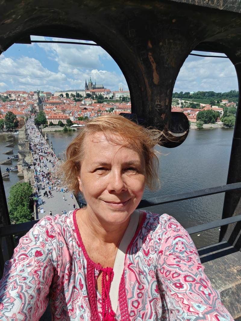 Staromestská mostecká veža, výhľad na Pražský hrad