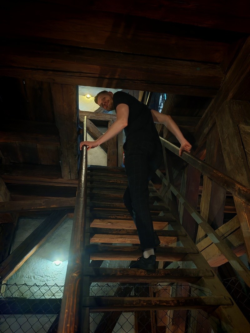 Veža Novomestskej radnice, niekto tu nevlídze :)