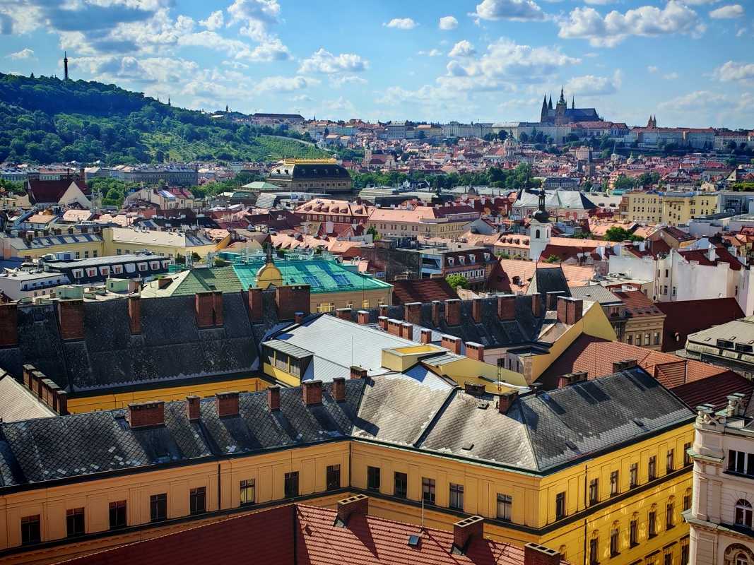 Veža Novomestskej radnice, Petřín, Národné divadlo a Pražský hrad