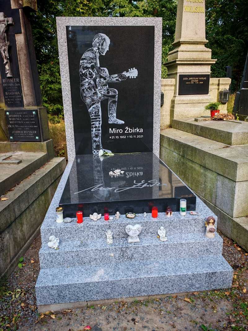 Hrob Mira Žbirku