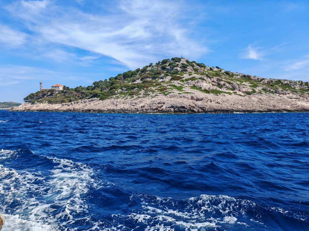 Kornati - Vela Sestrica s Majákom